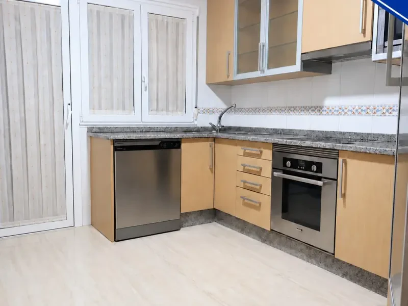 PISO 3 HABITACIONES EN RIBEIRA