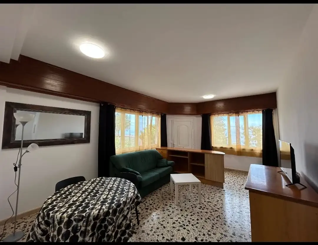 APARTAMENTO EN ALQUILER CON VISTAS EN TOURO RIBEIRA  — 3