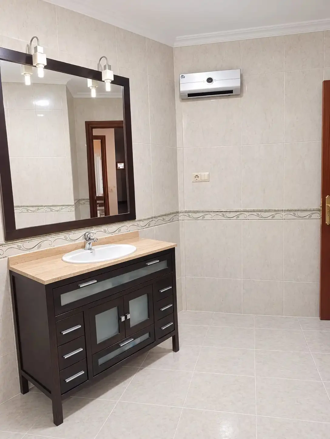PISO 3 HABITACIONES EN RIBEIRA — 10