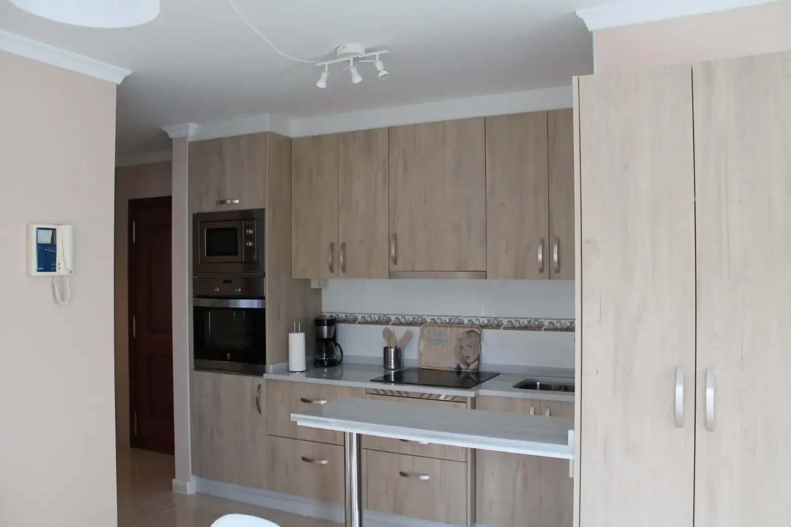 APARTAMENTO ALQUILER TEMPORADA ESCOLAR EN AGUIÑO  — 4