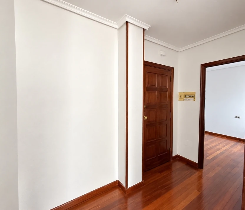 SE VENDE PISO CON AMPLIA TERRAZA EN RIVEIRA  — 11