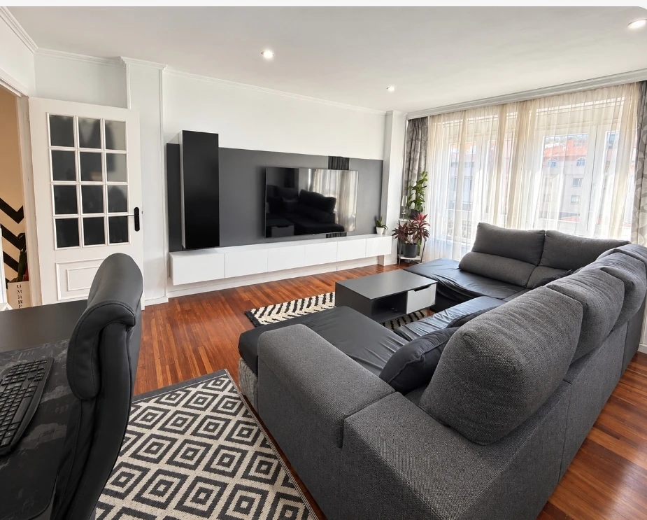 SE VENDE PISO EN RIBEIRA CENTRO  — 2