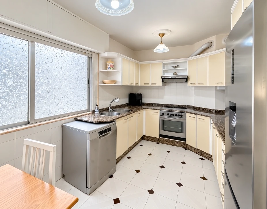 SE VENDE PISO EN RIBEIRA CENTRO  — 3