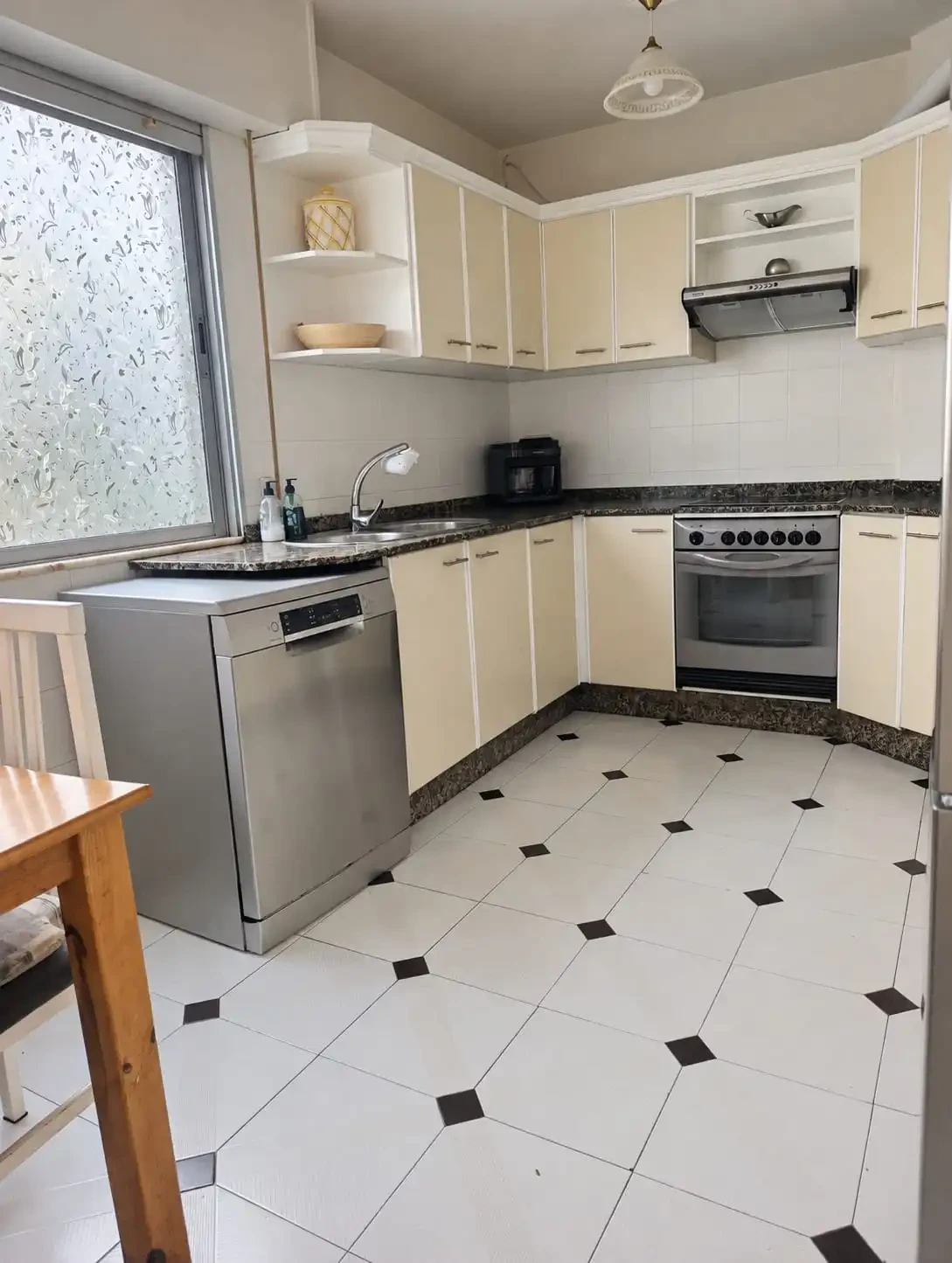 SE VENDE PISO EN RIBEIRA CENTRO  — 5