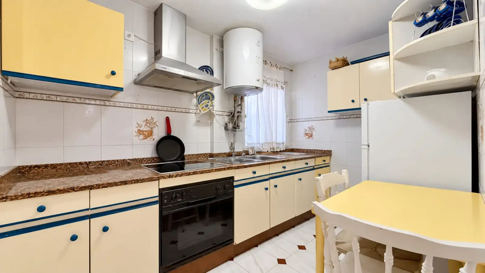 APARTAMENTO EN RIBEIRA  — 5