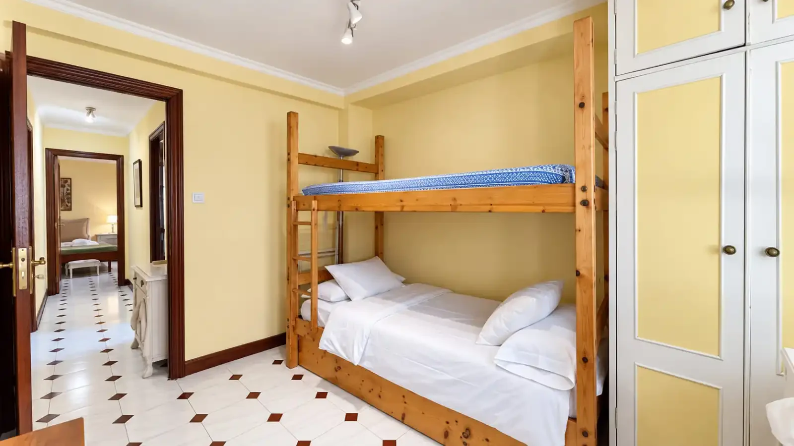 APARTAMENTO EN RIBEIRA  — 8