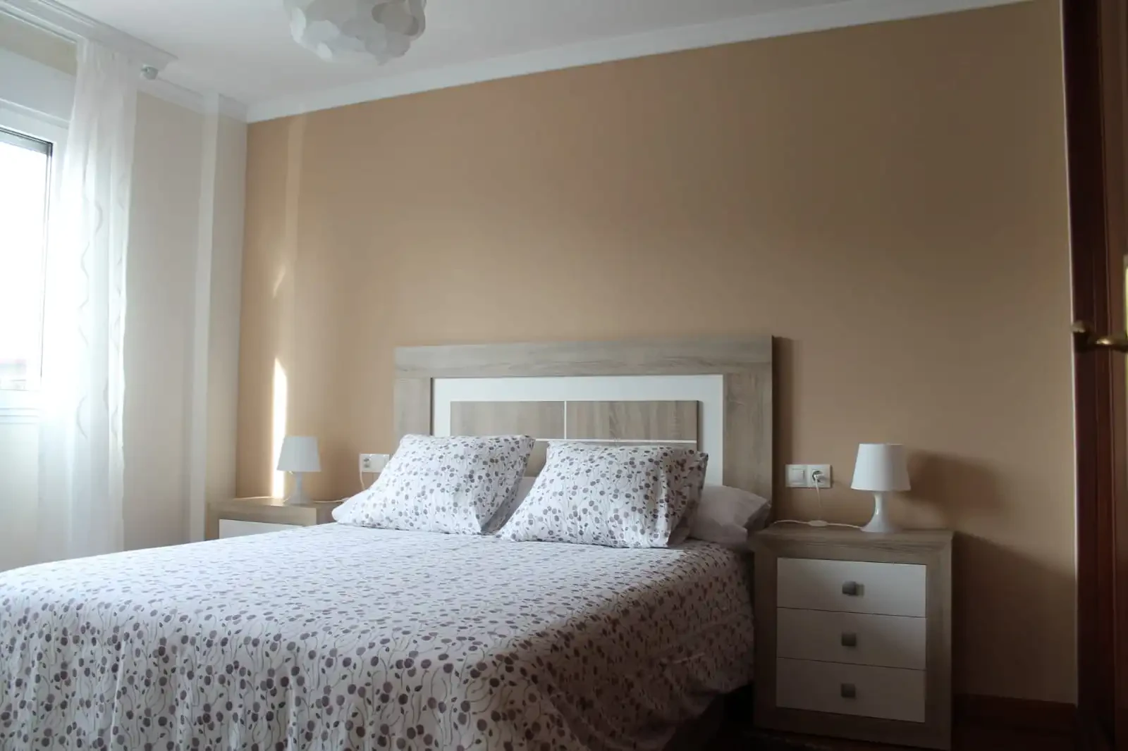 APARTAMENTO ALQUILER TEMPORADA ESCOLAR EN AGUIÑO  — 9