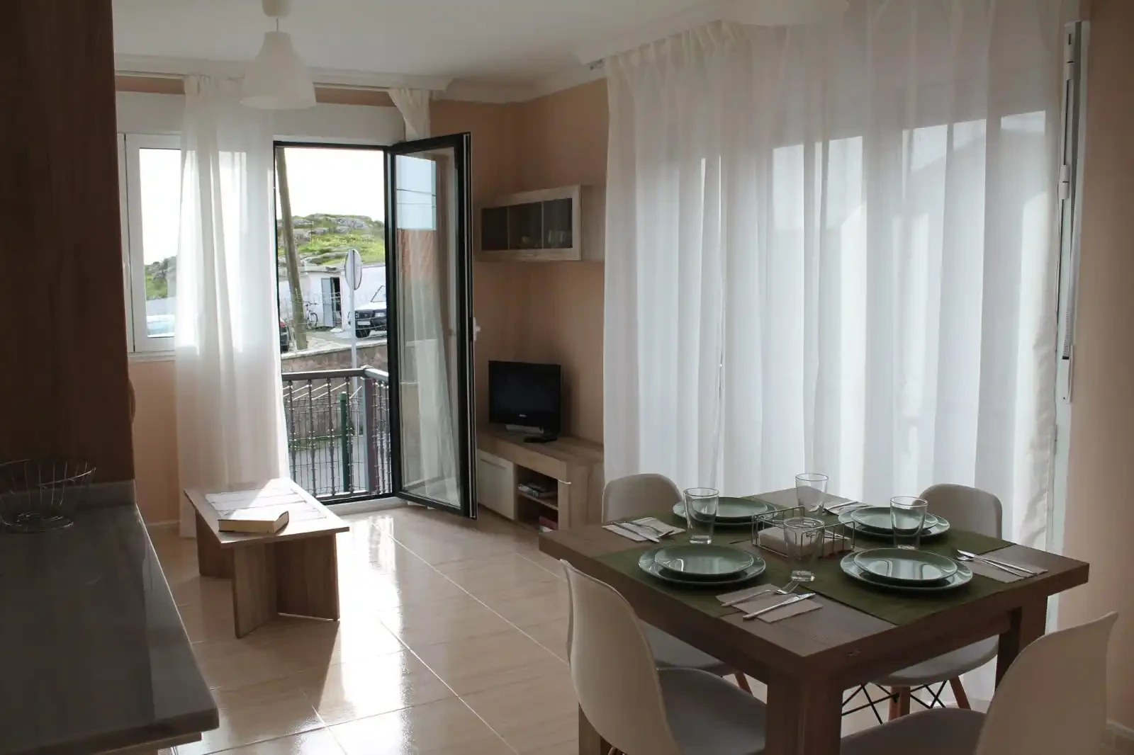 APARTAMENTO ALQUILER TEMPORADA ESCOLAR EN AGUIÑO  — 13