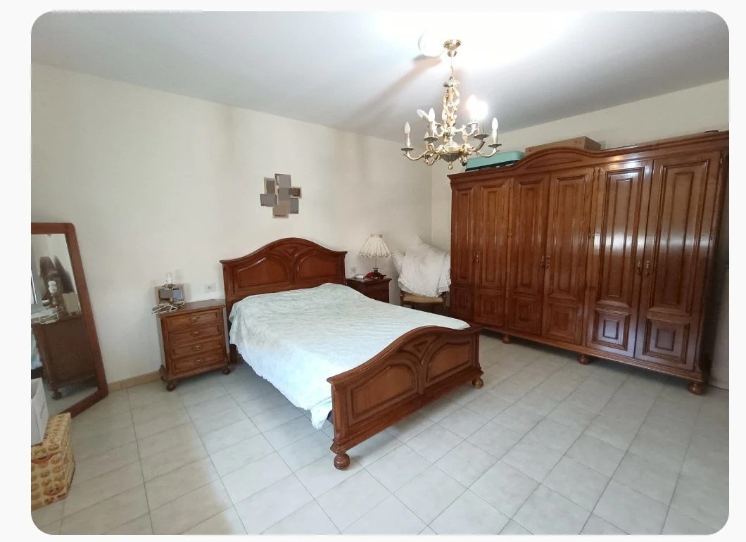 CASA CON JARDIN EN RIBEIRA  — 3